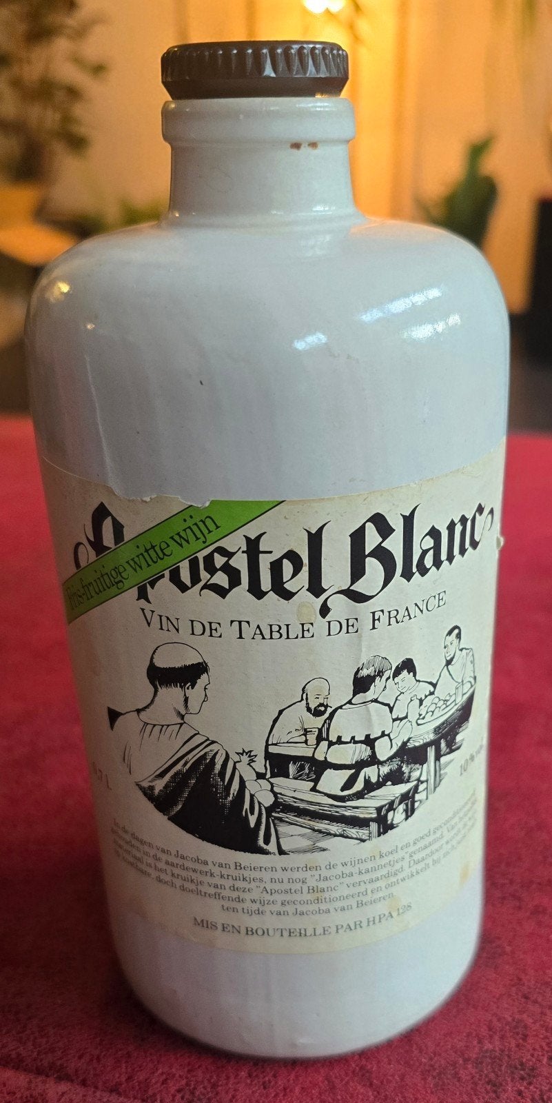 Authentieke aardewerken/stenen wijnkruik van Apostel Blanc., Ophalen