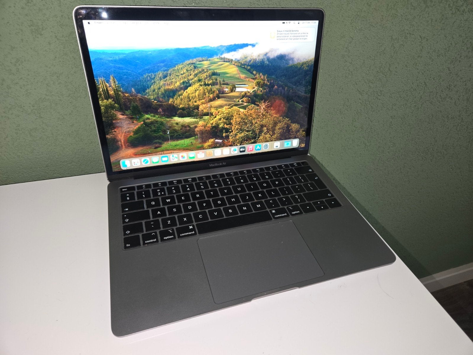 MacBook Air 13" Retina 2018, 1,6 GHz i5, 8GB, 13 inch, Minder dan 2 Ghz, Ophalen of Verzenden, Zo goed als nieuw