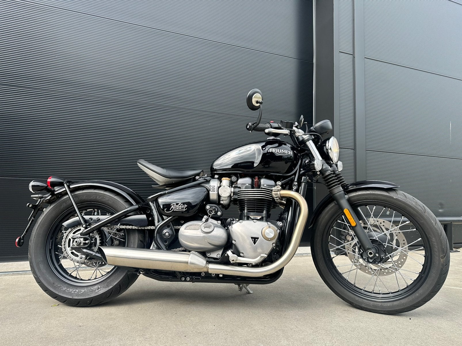 Triumph bonneville bobber 2020 km stand 10000 PRACHTIG!!!!, 2 cilinders, Occasion, Particulier, Meer dan 35 kW