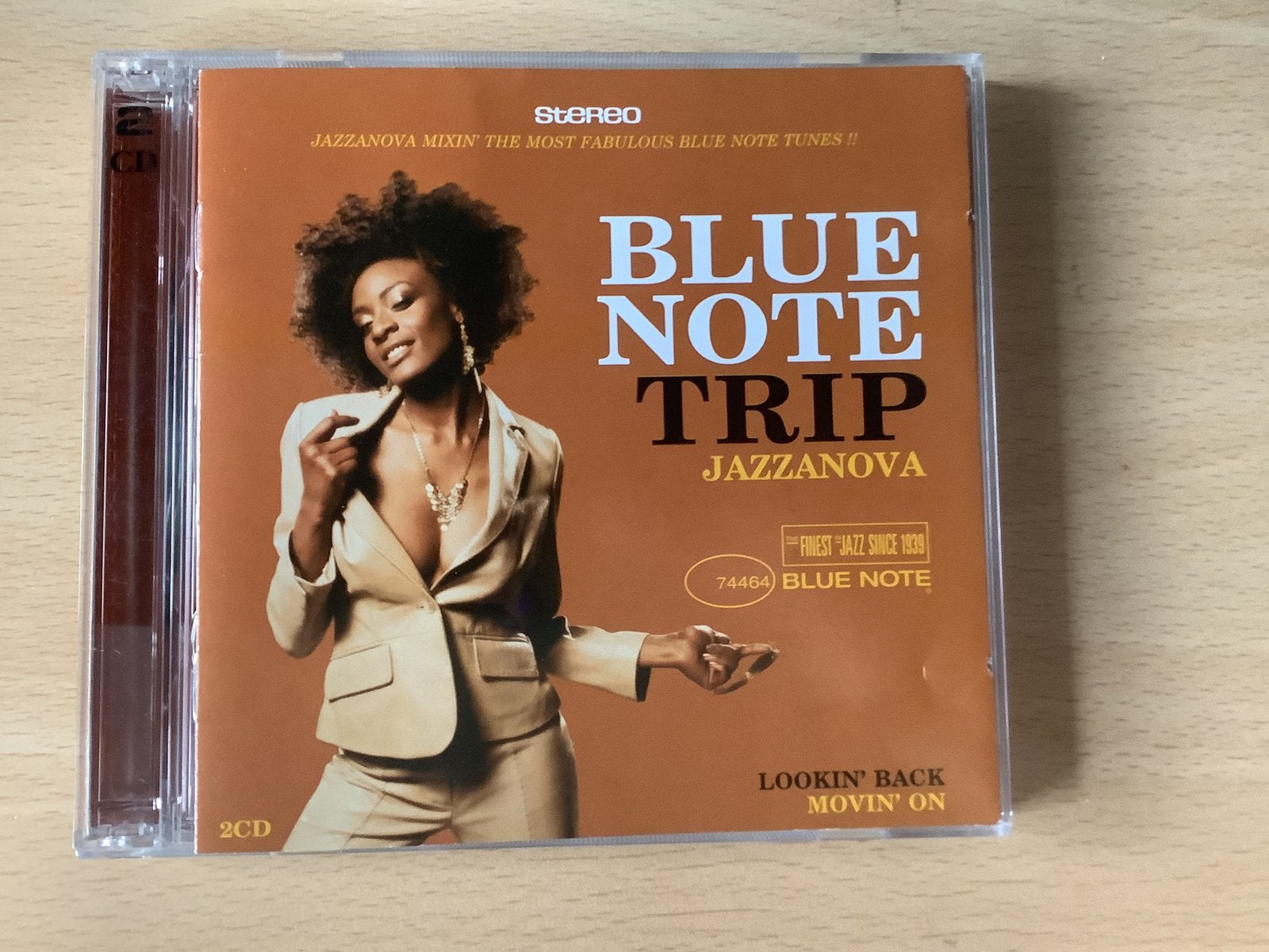 Blue Note Trip-Jazzanova. Lookin’ back movin’ on., Ophalen of Verzenden, Zo goed als nieuw