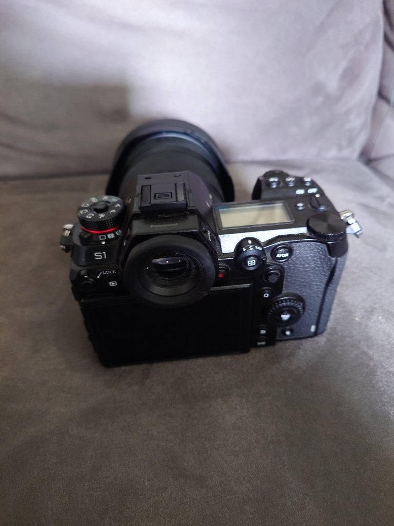 Panasonic Lumix S1 met 70-200mm f/4 lens, Panasonic, Ophalen of Verzenden, Zo goed als nieuw, Lensdop