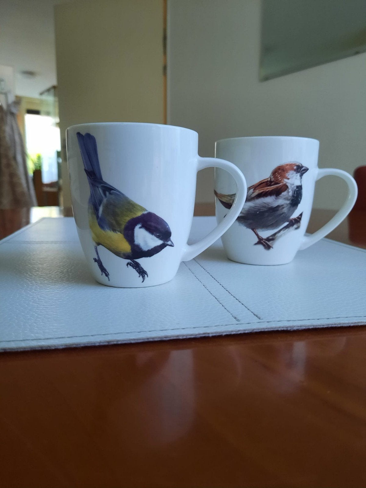 Mokken/bekers vogels, Ophalen of Verzenden, Zo goed als nieuw, Overige stijlen, Kop(pen) en/of Schotel(s)