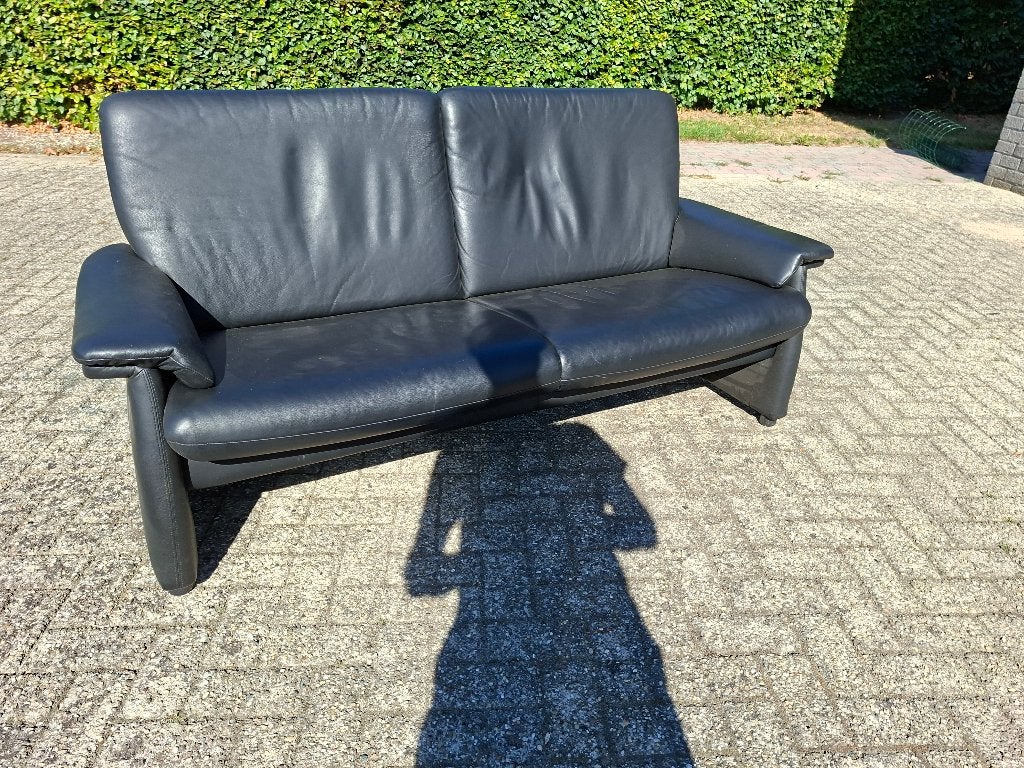nieuwstaat zwart rundleren 3 zits bank nieuwstaat senioren, Ophalen, Zo goed als nieuw, Rechte bank, Leer