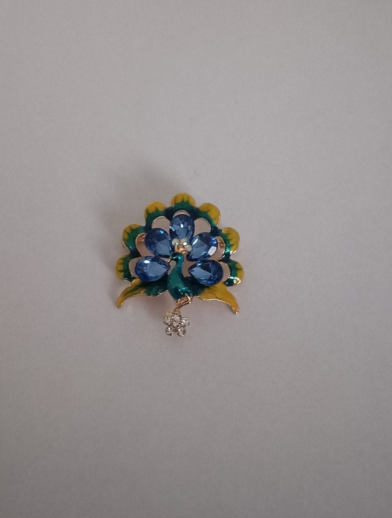 Pauw broche, Sieraden, Tassen en Uiterlijk, Broches, Nieuw, Overige materialen, Overige kleuren, Minder dan 4 cm, Met strass, Ophalen of Verzenden