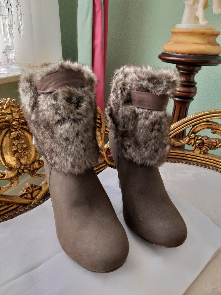 2 Paar laarsjes no.2, Ophalen of Verzenden, Nieuw, Overige kleuren