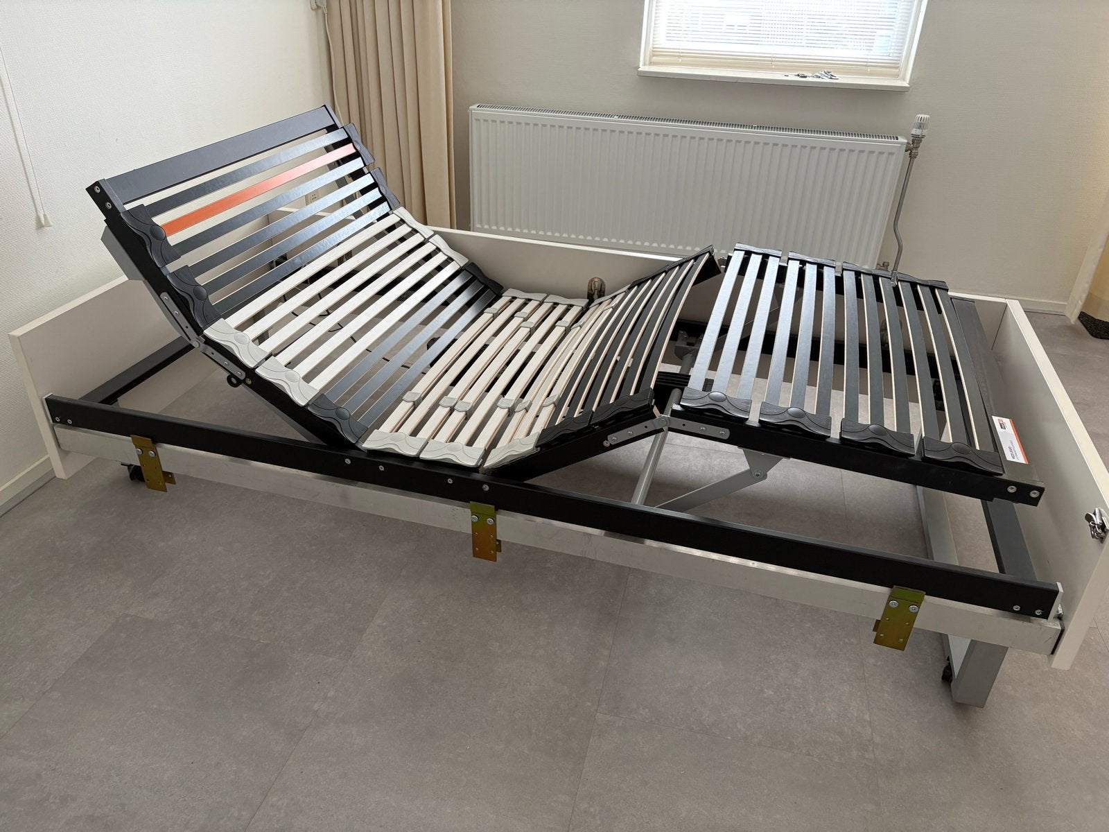 Elektrische lattenbodem - MEDI 3000 - TotaalBED, Ophalen, Verstelbaar, 90 cm, Eenpersoons