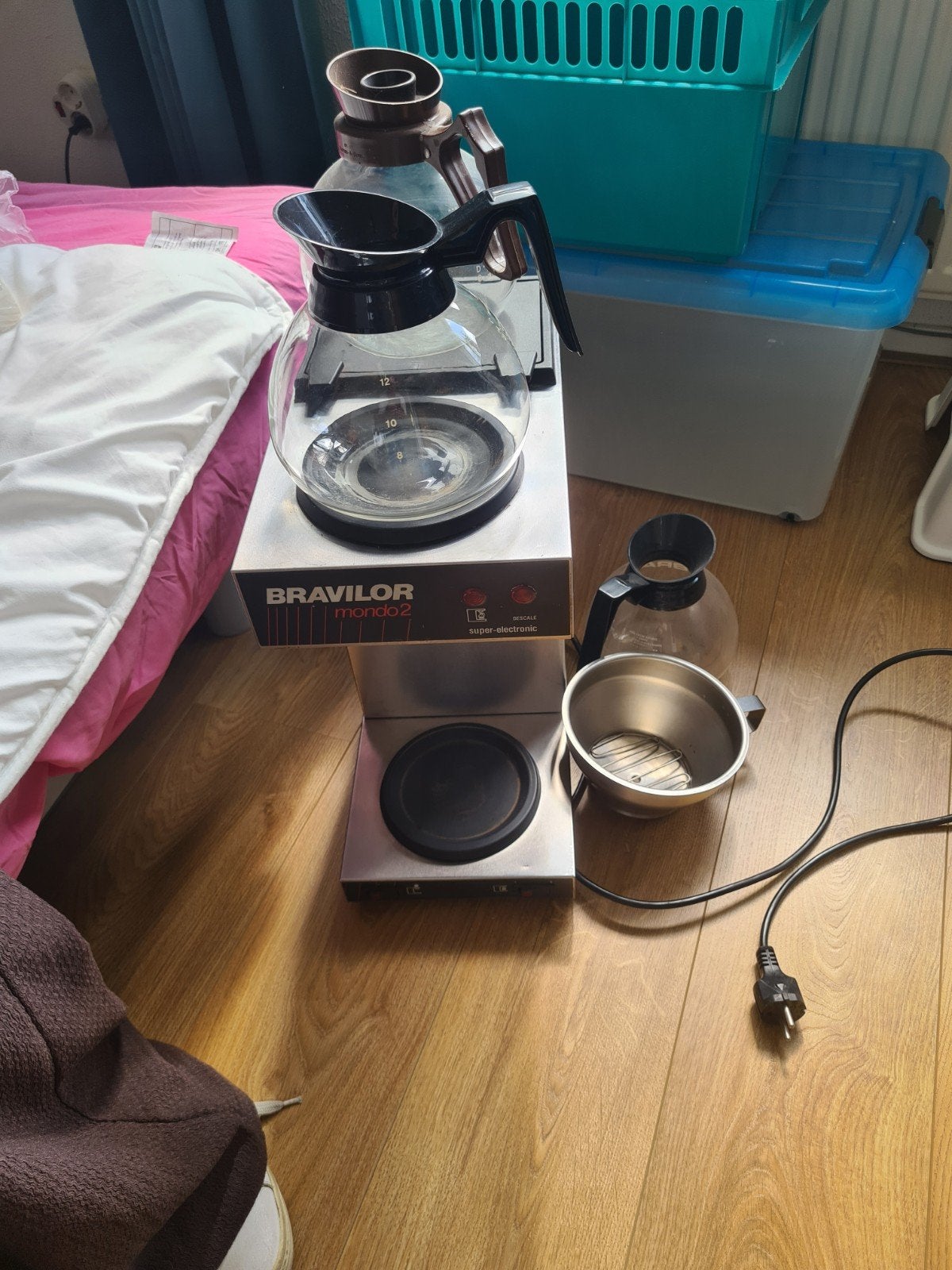 Bravilor Mondo 2 Horeca Koffiezetapparaat met 2 kannen, Witgoed en Apparatuur, Koffiezetapparaten, Ophalen
