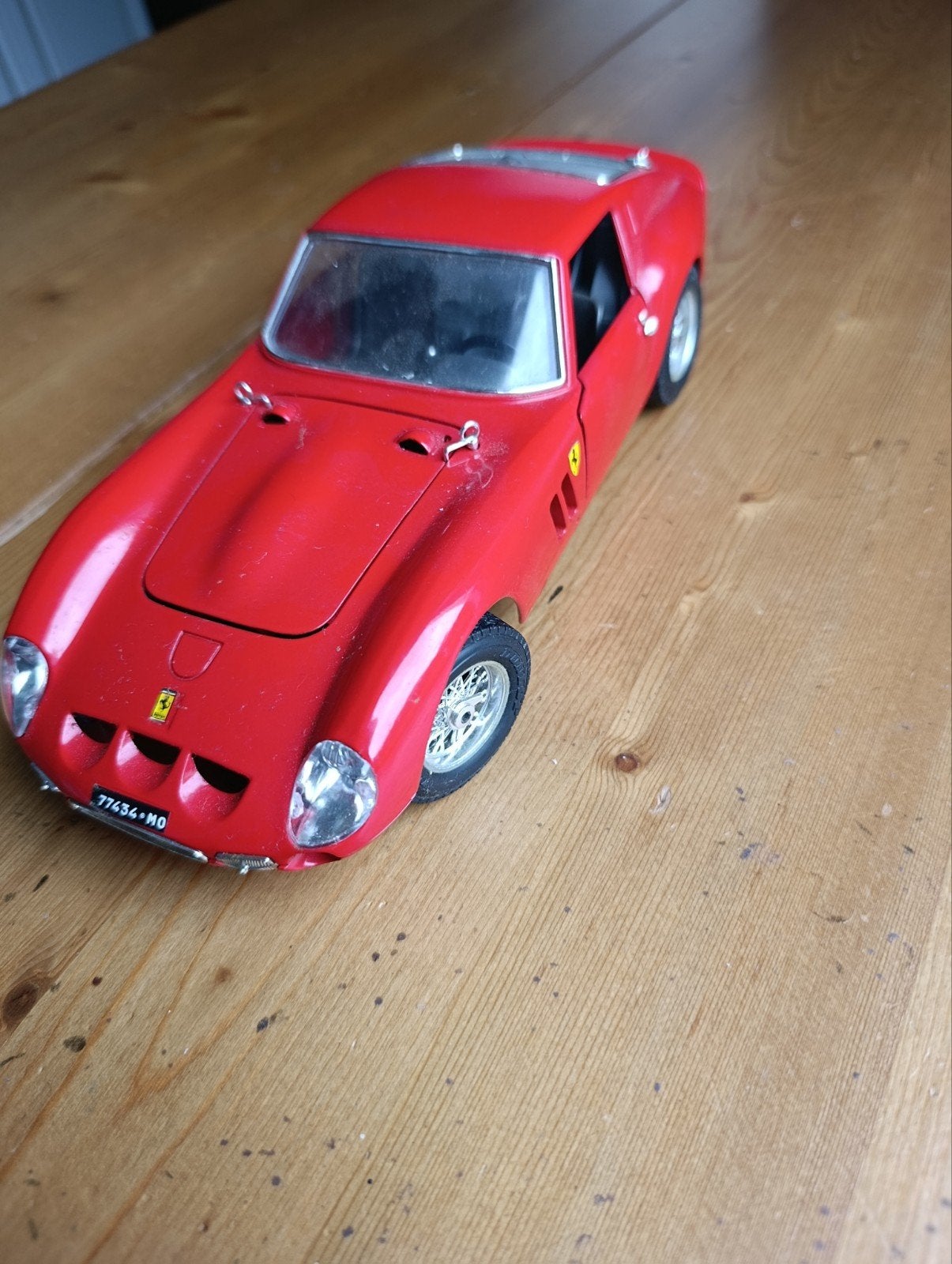 Bburago Ferrari 610 GTO 1962 Schaal 1:18, Hobby en Vrije tijd, Modelauto's | 1:18, Ophalen of Verzenden