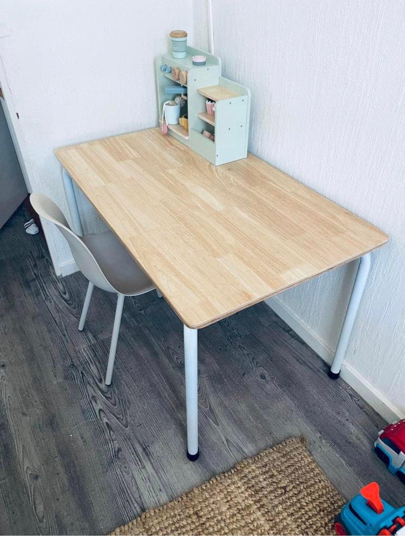 Bureau en stoeltje, Kinderen en Baby's, Kinderkamer | Tafels en Stoelen, Ophalen, Zo goed als nieuw, Tafel(s) en Stoel(en)
