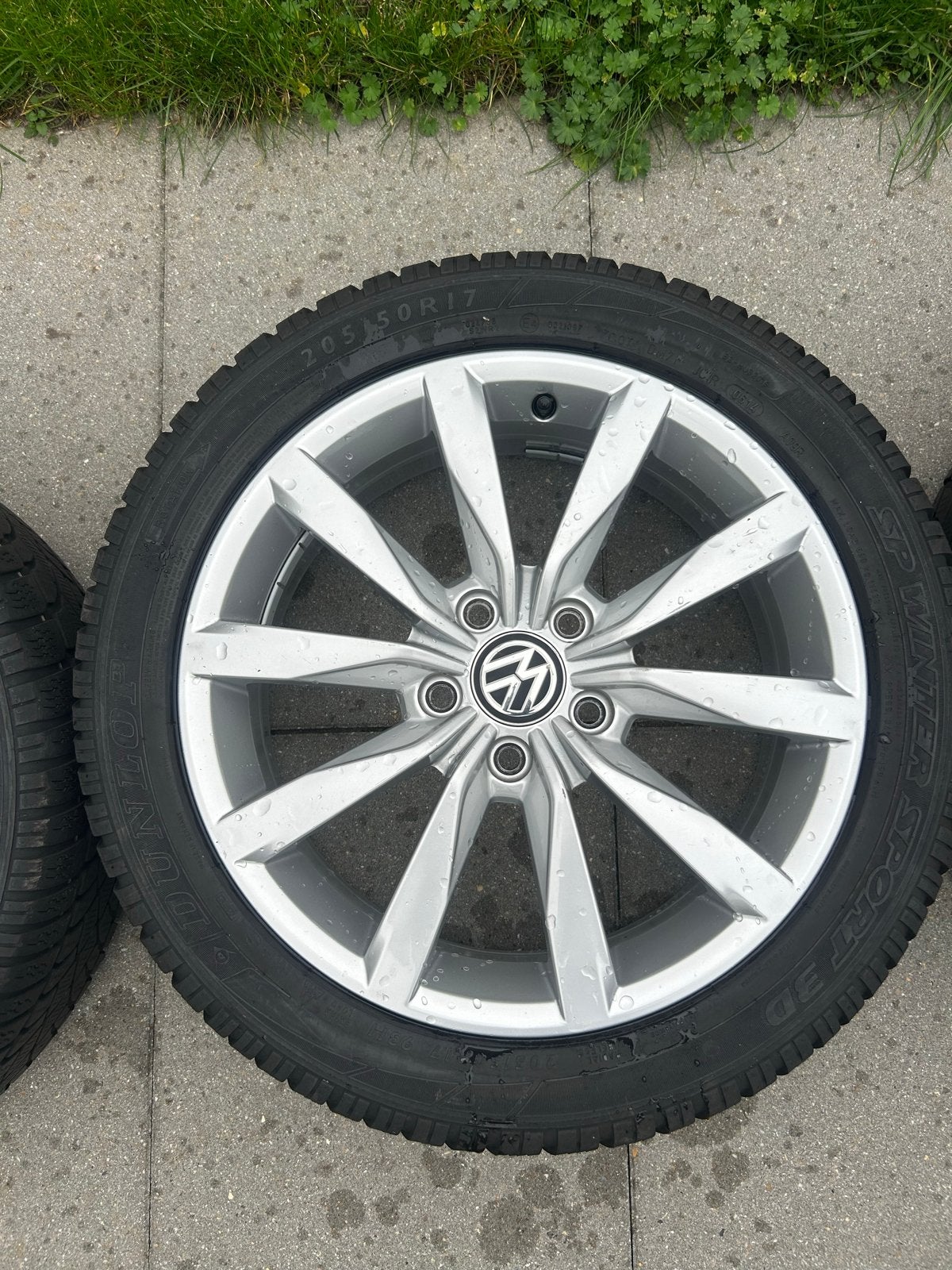 Originele Volkswagen Djion velgen met banden 17” (VW Golf), Gebruikt, Banden en Velgen, 17 inch, Personenwagen