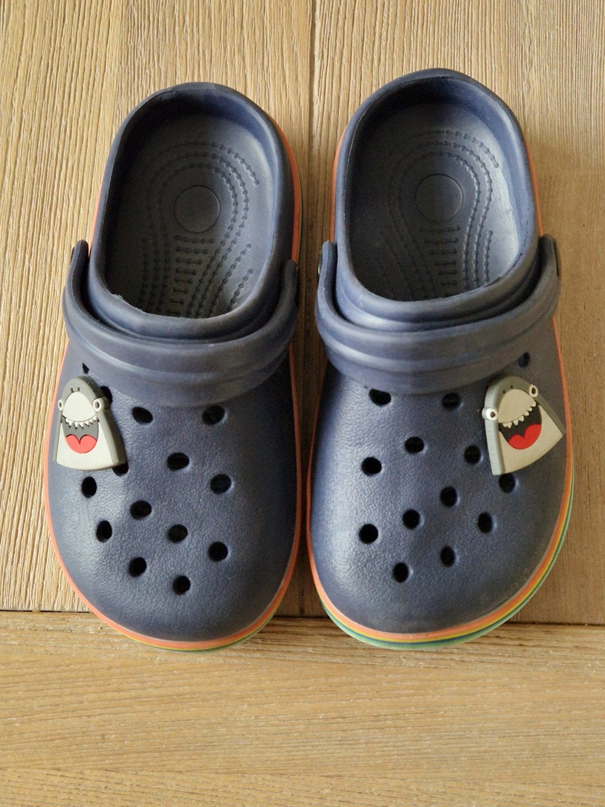 CROCS (nep)  mt 27   Donkerblauw bijna Nieuw, Ophalen of Verzenden, Zo goed als nieuw, Jongetje of Meisje, Schoentjes