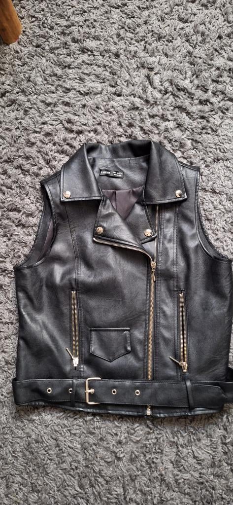 Stoer (nep) leren jasje zonder mouwen/ rock/ metal, Kleding | Dames, Overige Dameskleding, Ophalen of Verzenden, Nieuw