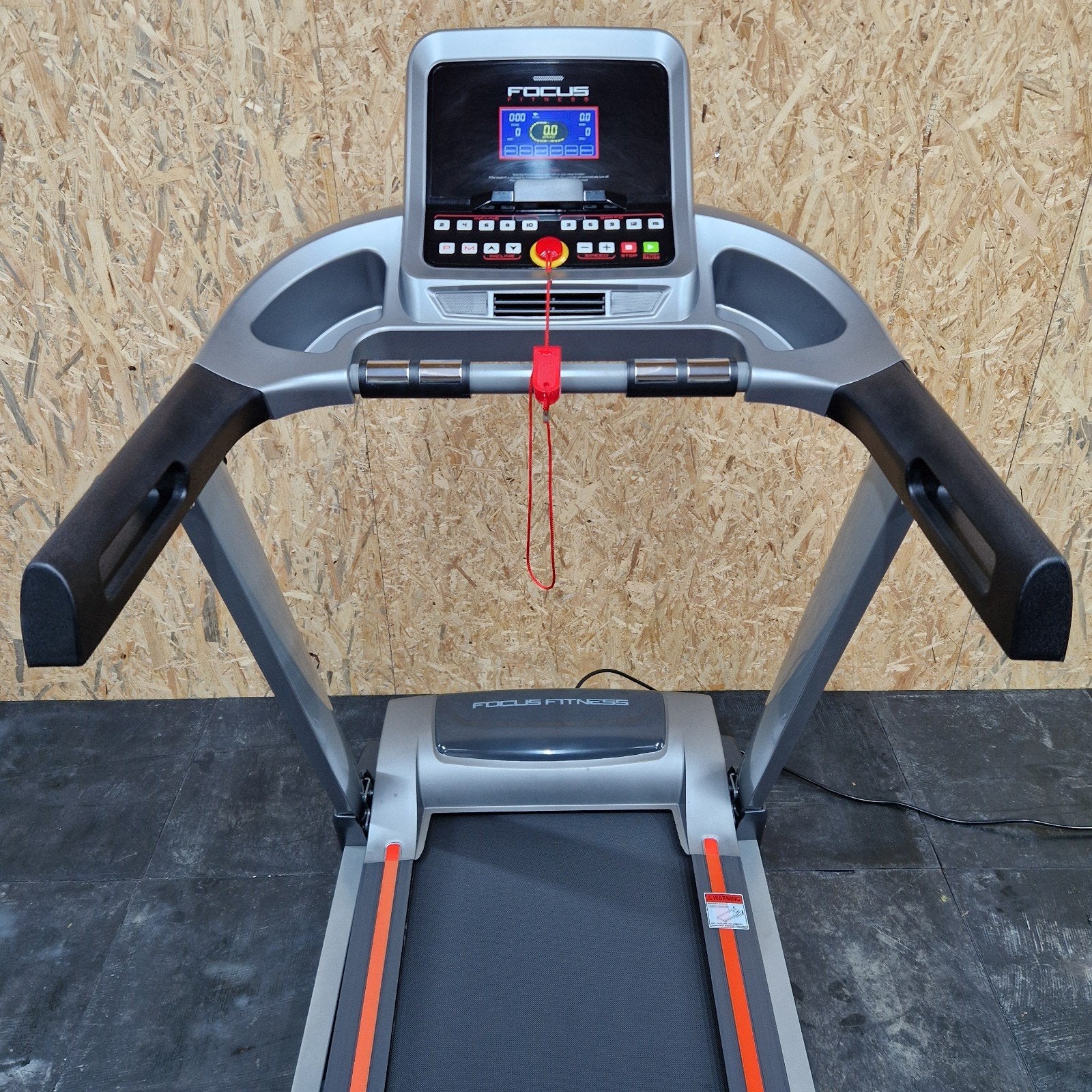 Focus JET5 elecktrische loopband. Perfect voor thuis fitness, Ophalen, Benen, Zo goed als nieuw, Metaal