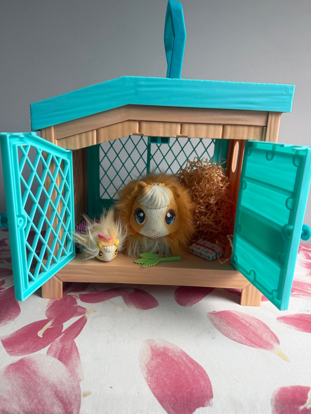 Little Live Pets Mama Cavia Speelgoedset - Zo goed als nieuw, Kinderen en Baby's, Ophalen of Verzenden, Zo goed als nieuw, Jongen of Meisje