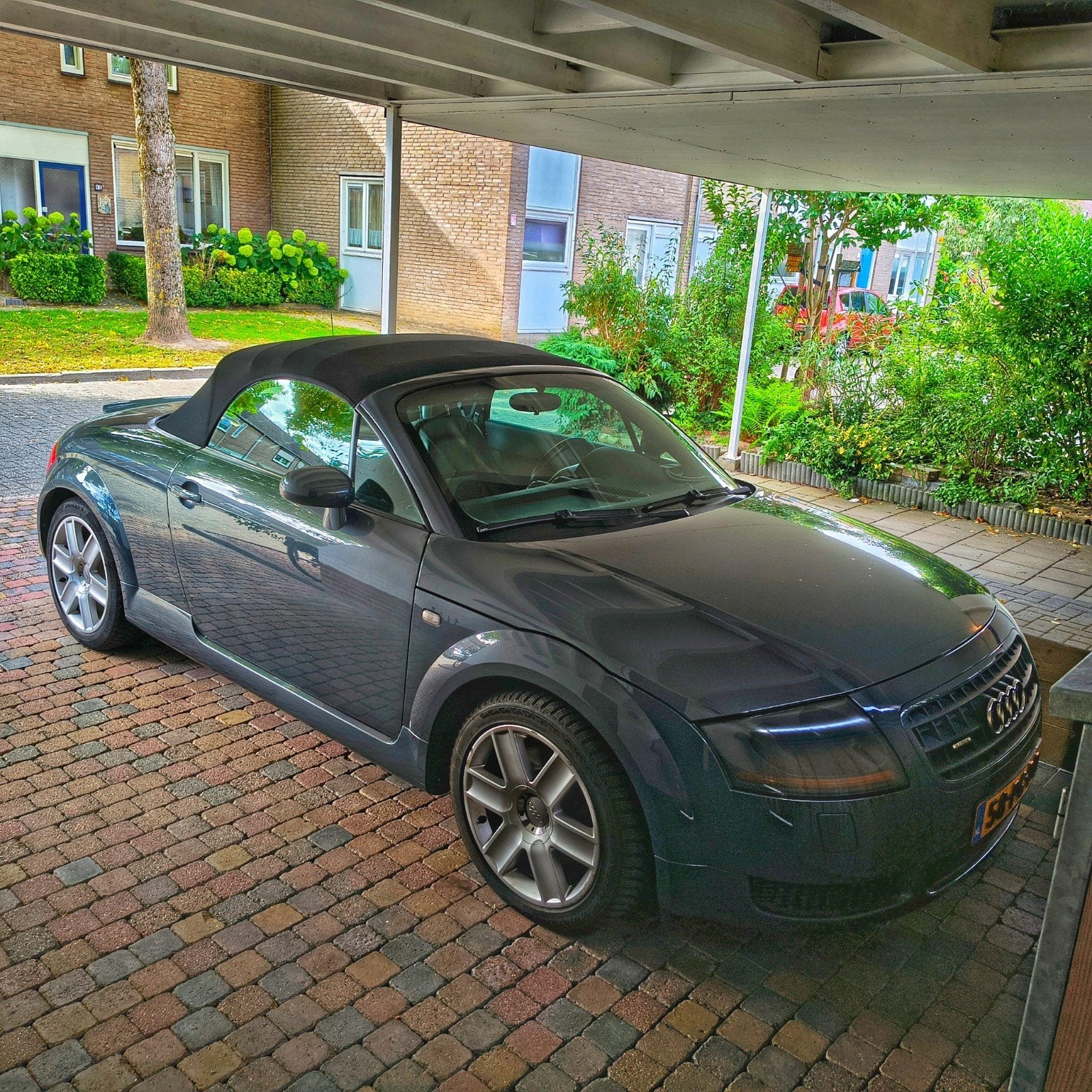 Prachtige Audi TT 1.8 T Roadster Quattro 165KW 2004 Grijs, Auto's, 4 cilinders, Cabriolet, Handgeschakeld, Zilver of Grijs