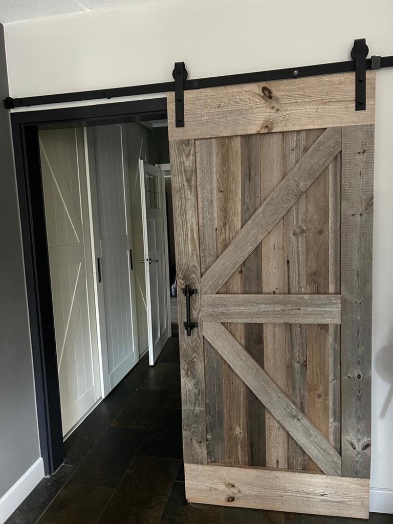 Rustieke Barn Deur met Rail - 90x205 cm, Ophalen, Gebruikt, 80 tot 100 cm, Binnendeur