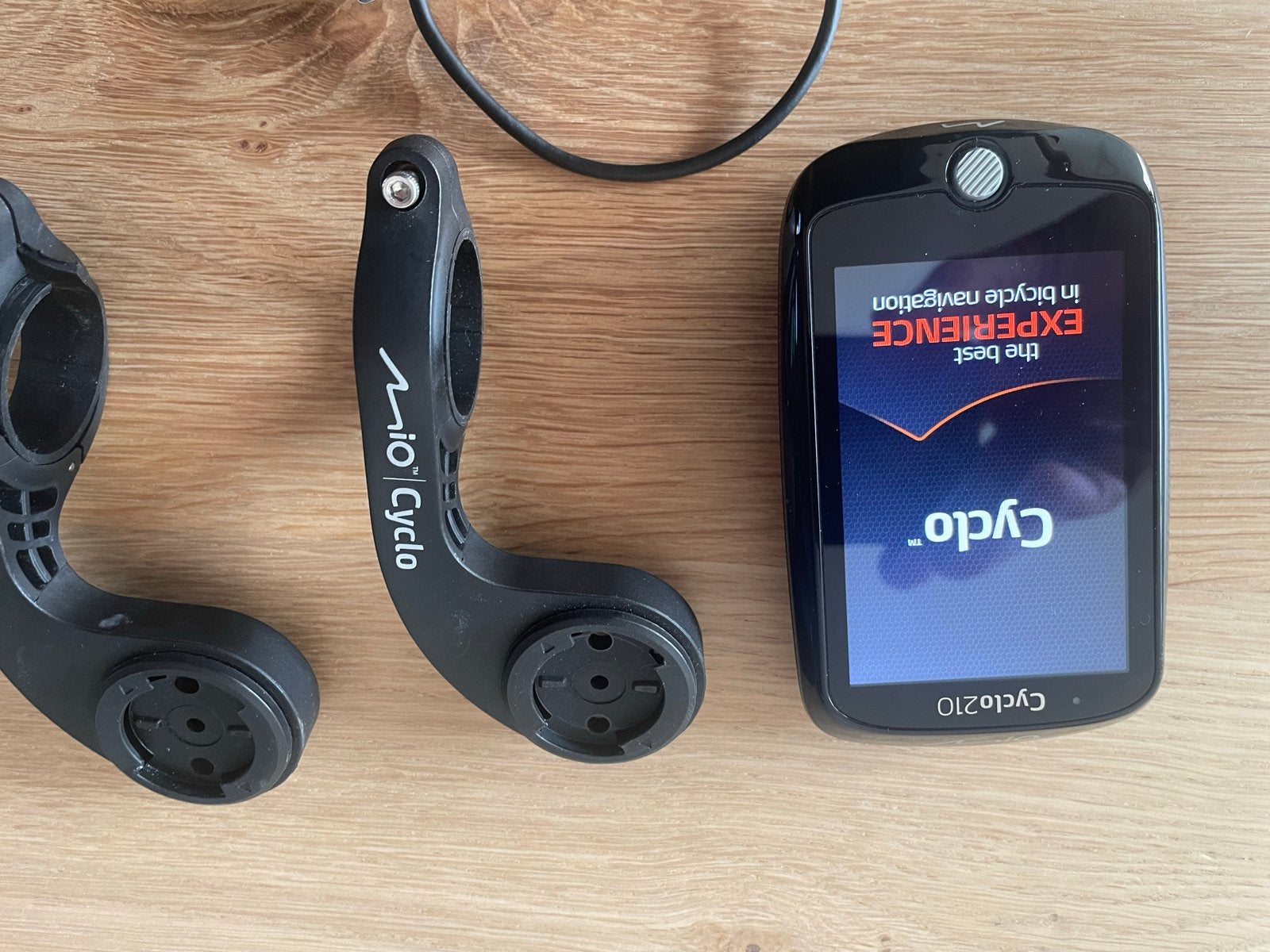 Mio Cyclo 210 fietsnavigatie met houders en kabel, Ophalen, GPS, Gebruikt
