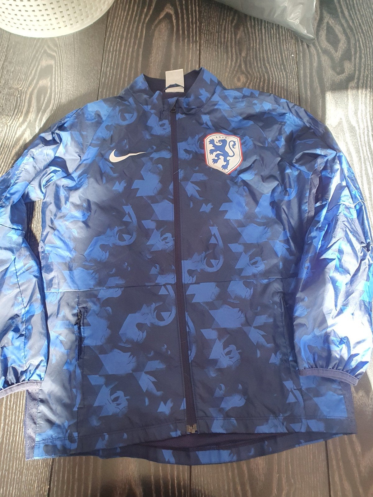voetbal oranje leeuwinnen jasje, Ophalen of Verzenden, Buitenlandse clubs, Shirt
