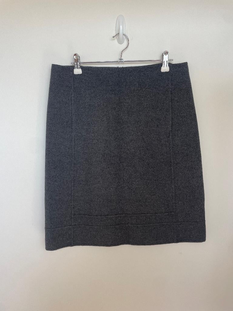 MaxMara grijs wollen rok maat 38 rechtvallend, Maat 38/40 (M), Info@marcolin.com, Max Mara, Ophalen of Verzenden