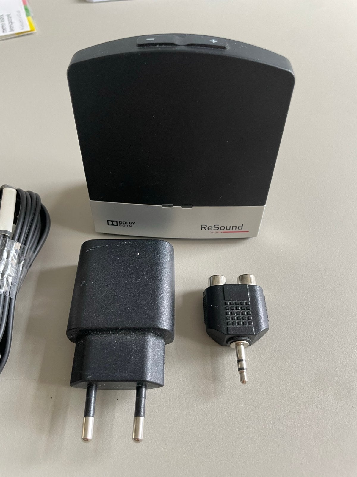 ReSound Unite TV Streamer 2 met kabels en adapter, Ophalen of Verzenden, Zo goed als nieuw, Minder dan 2 meter, Overige kabels