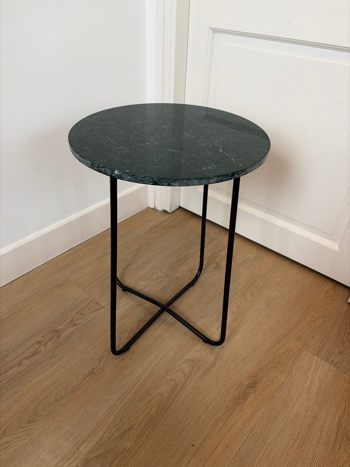 Zuiver Bijzettafel Groen Marmer - 54cm Hoog, 40,5cm Ø, Huis en Inrichting, Overige materialen, Gebruikt, Rond, Ophalen