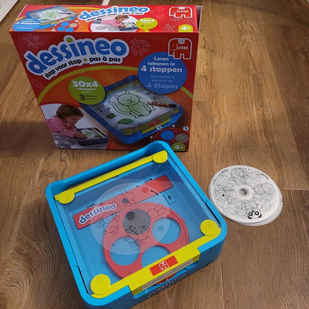 Jumbo Dessineo leren tekenen in 4 stappen, Ophalen of Verzenden, Zo goed als nieuw, Overige typen