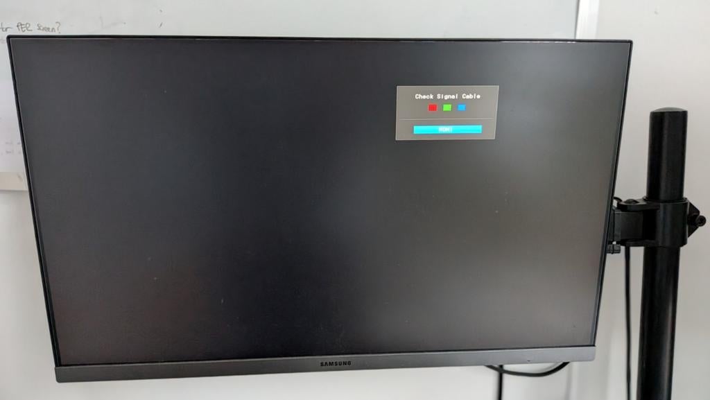 Samsung 24" FHD LED Monitor SR350 met dubbele armstandaard, Computers en Software, Monitoren, Ophalen