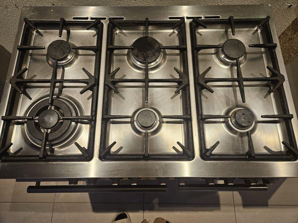 Combi- 6 pits gasfornuis + 2 ovens, Ophalen, Overige typen, Zilver, Zo goed als nieuw