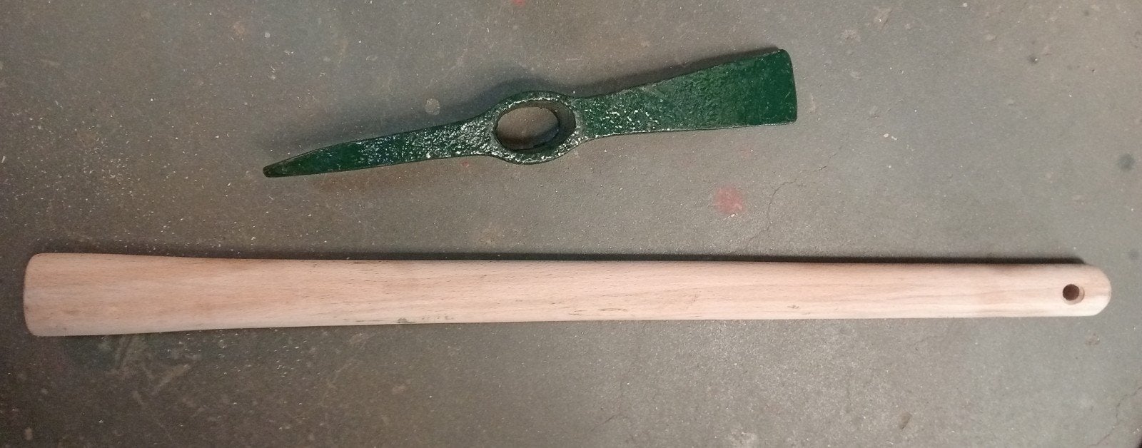 Houweel met nieuwe steel, Ophalen