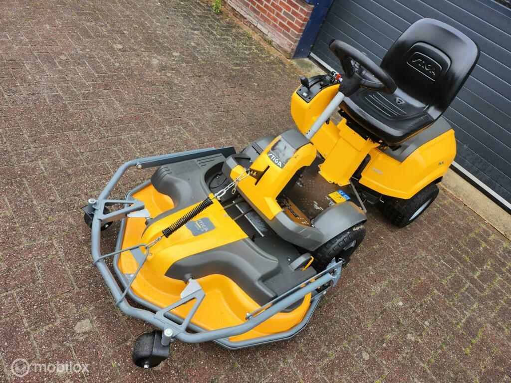 Zitmaaier stiga stiga park 740 pwx  stuurbekrachtiging, Tuin en Terras, Zitmaaiers, Ophalen, Zo goed als nieuw