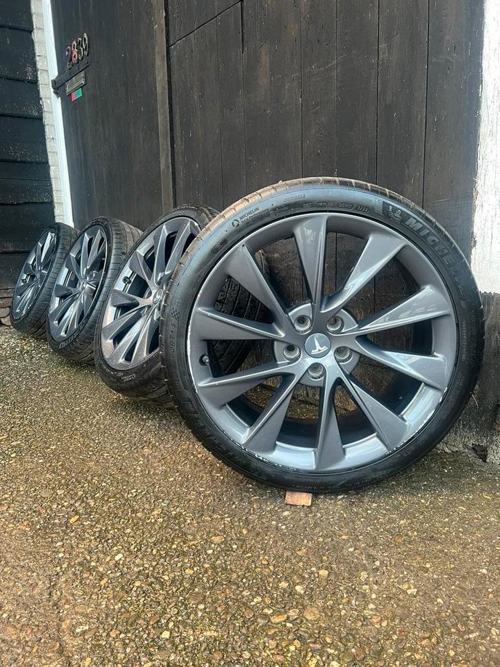 Originele Tesla model S turbine velgen 21? 5x120 breedset, Auto-onderdelen, Gebruikt, 265 mm, Banden en Velgen, Niet ingevuld