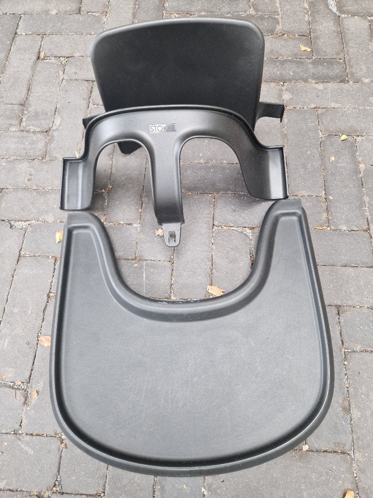 Stokke Tripp Trapp set met dienblad, rugleuning en beugel, Ophalen, Zo goed als nieuw, Meegroeistoel, Afneembaar eetblad