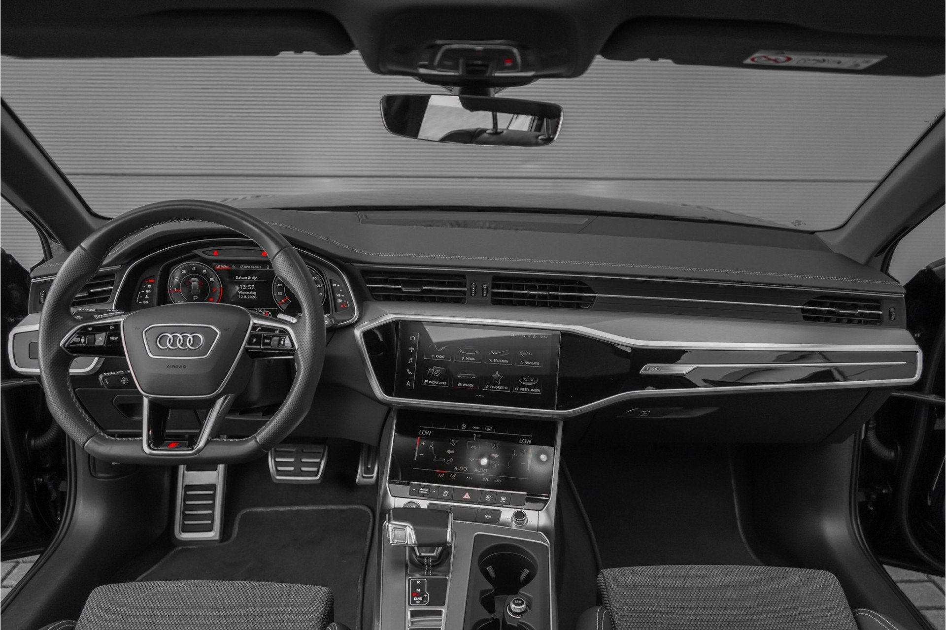 Audi A6 Avant 40 TFSI S Edition Pano Matrix LED Camera 21", Auto's, Audi, 12 maanden, Parkeersensor, Gebruikt, Leder en Stof