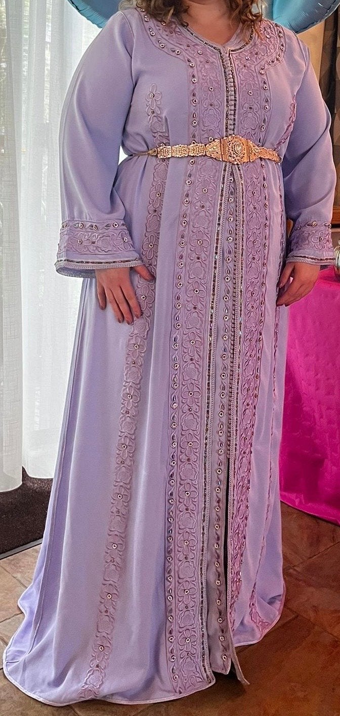 Prachtige lila Kaftan met gedetailleerd borduurwerk, Overige typen, Paars, Maat 46/48 (XL) of groter, Ophalen of Verzenden