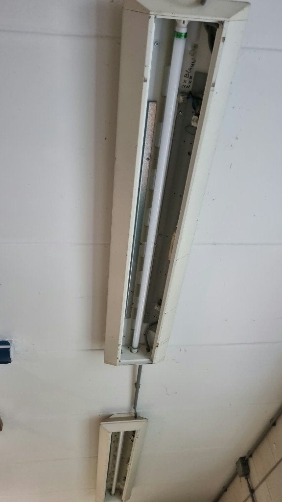 TL bakken teab, Ophalen, Gebruikt, Minder dan 50 watt, Lamp met armatuur