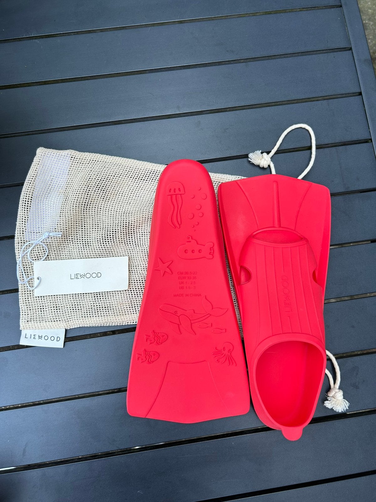Liewood flippers maat 33-35, Watersport en Boten, Ophalen of Verzenden, Zo goed als nieuw, Overige typen