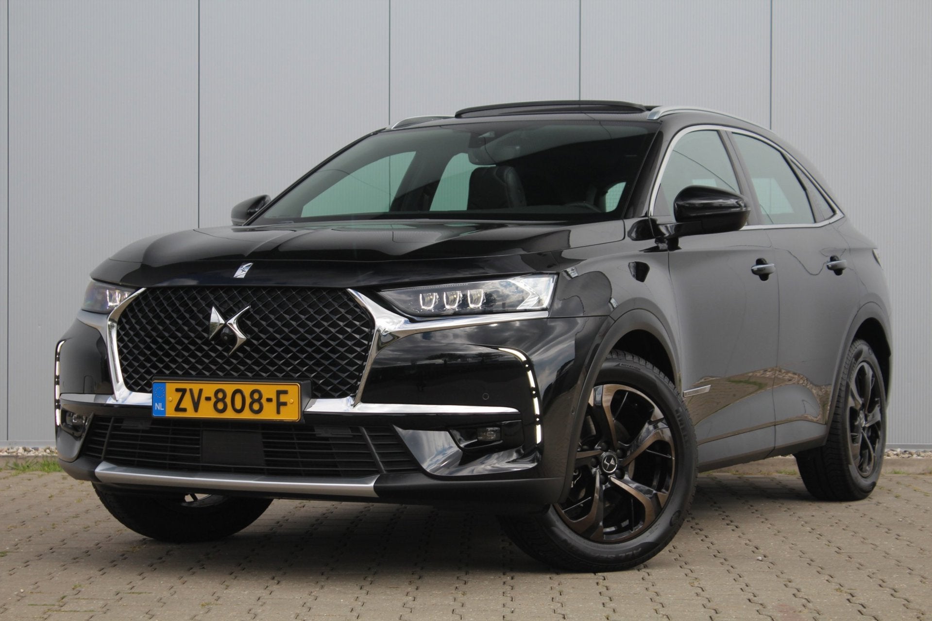 DS 7 Crossback 1.6 PureTech La Premiere | Panoramadak | Came, Auto's, 4 cilinders, Zwart, Leder, Automatische klimaatregeling