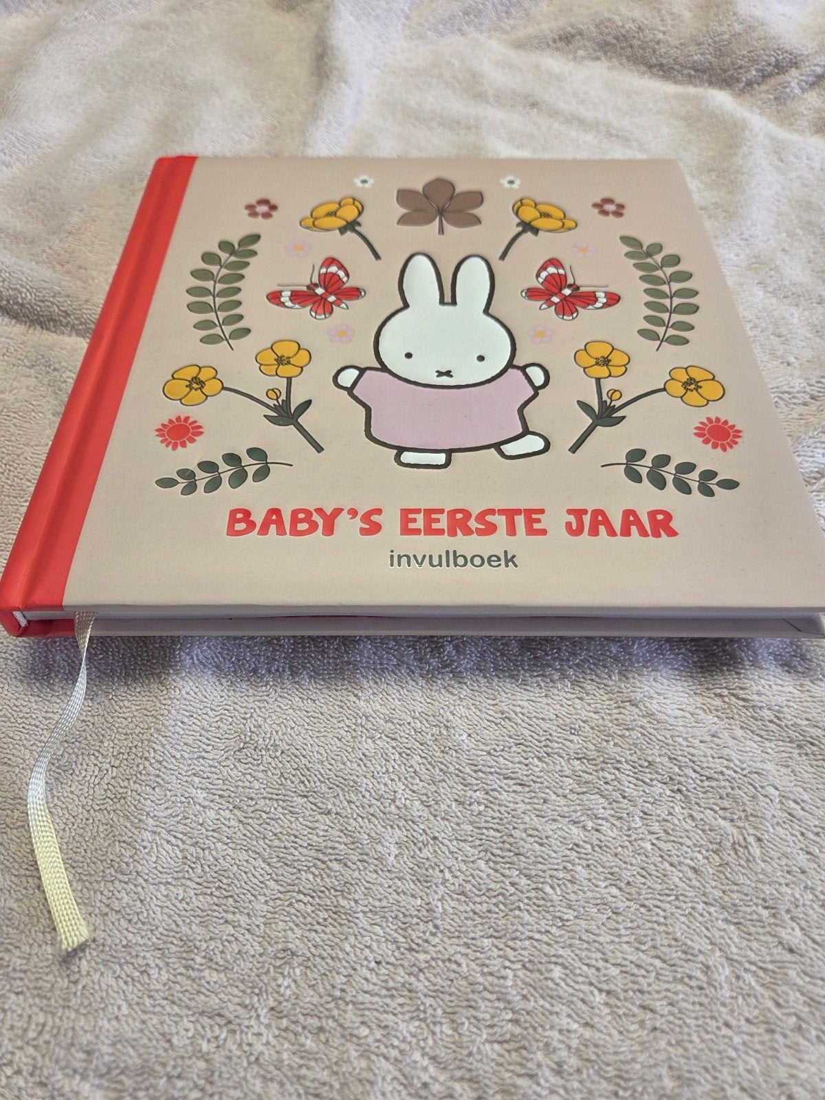Baby's Eerste Jaar invulboek - Nijntje, Ophalen of Verzenden, Nieuw, Opvoeding tot 6 jaar, Dick Bruna