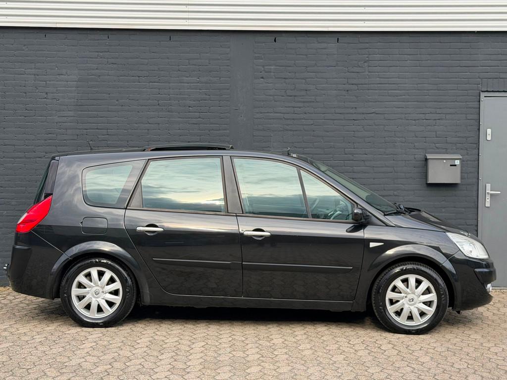 Renault Grand Scénic 2.0-16V Tech Line 7p. NAVI CRUISE PDC, Auto's, Renault, Voorwielaandrijving, 1998 cc, Gebruikt, Zwart