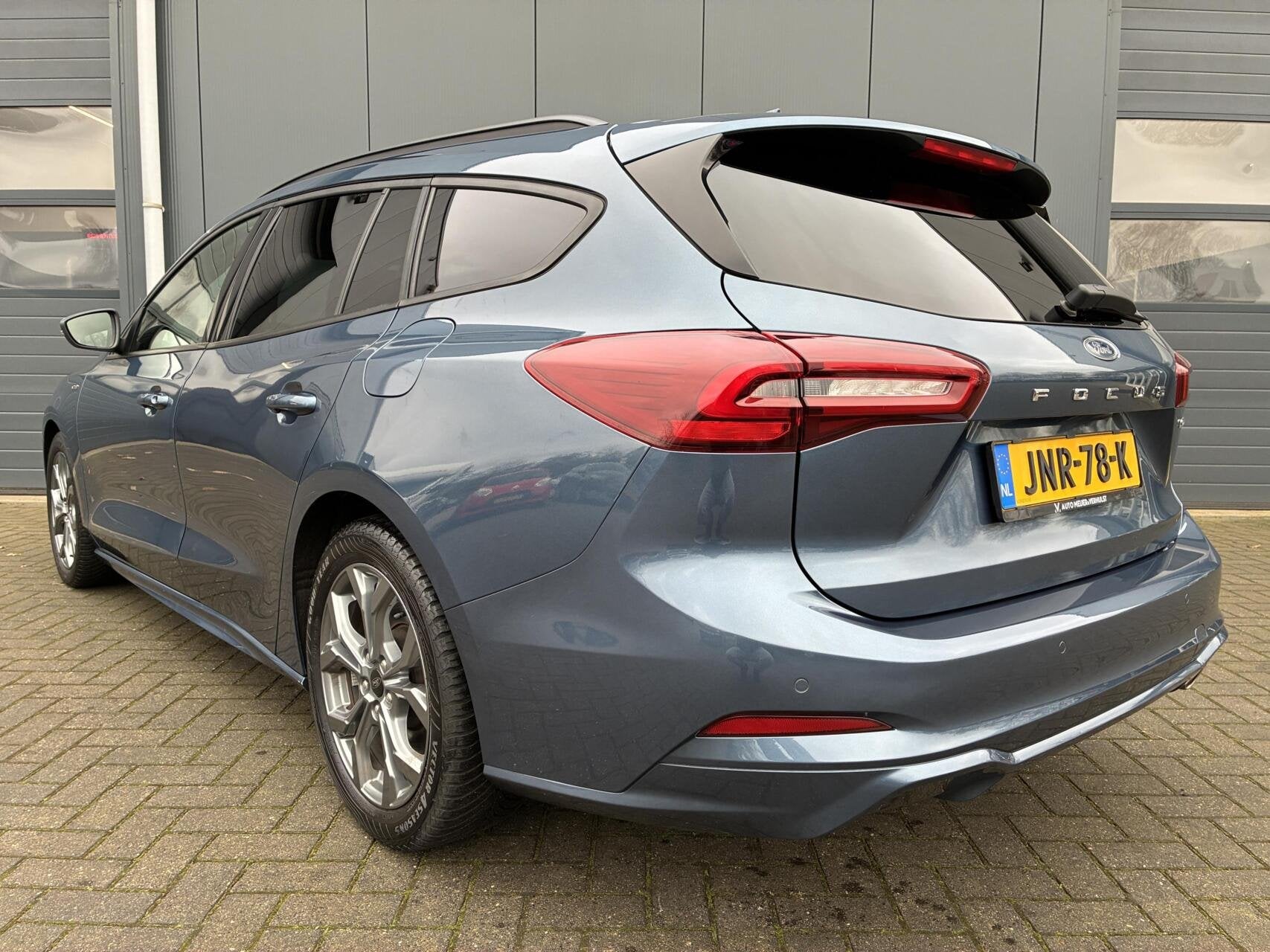 Ford Focus Wagon 1.0 EcoBoost Hybrid 125 PK ST-Line | NAVI |, Auto's, 1349 kg, Gebruikt, Zwart, Blauw