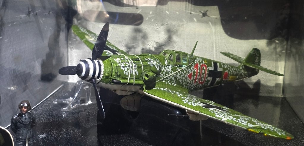 Forces of valor - BF109 G, Zo goed als nieuw, Groter dan 1:72, Vliegtuig, Ophalen
