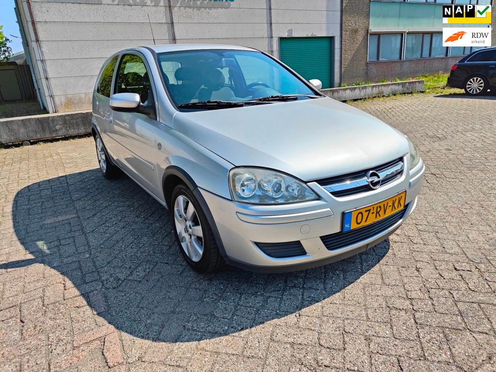 Opel Corsa 1.2-16V Full Rhythm ( Airco ), Voorwielaandrijving, Gebruikt, 31 €/maand, 4 cilinders