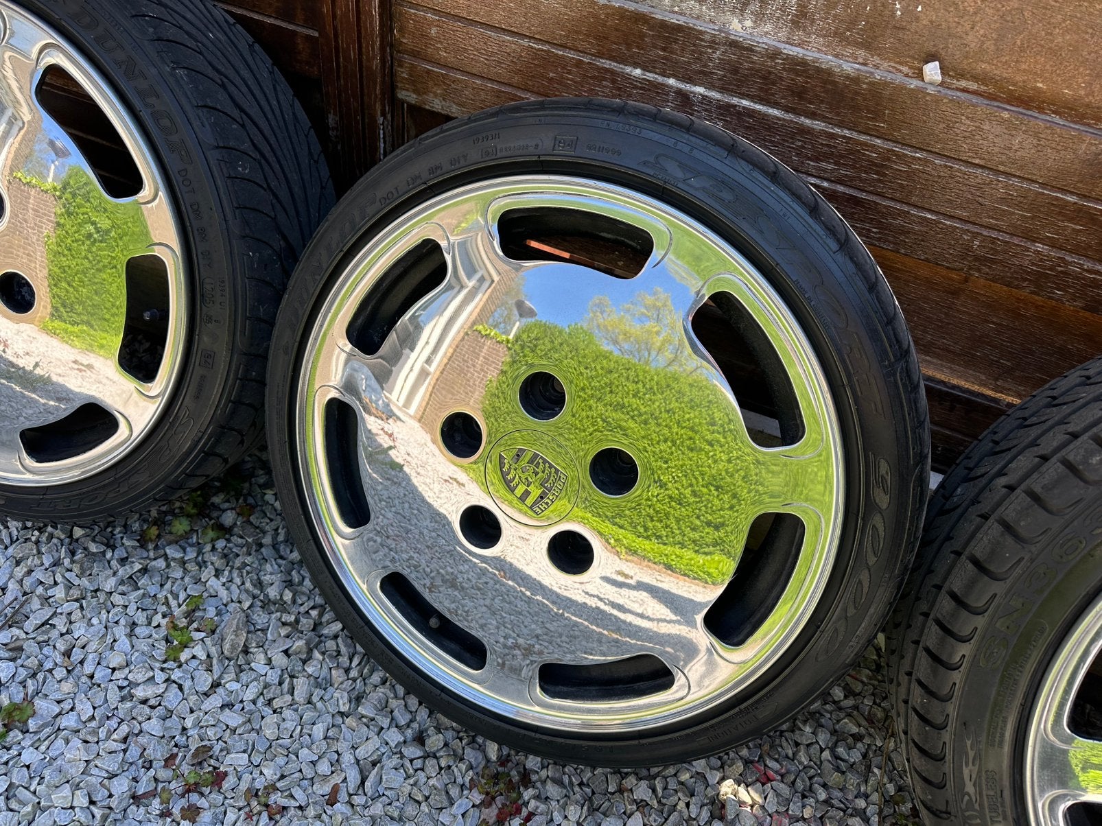Originele Porsche 928 s velgen 16 inch Chrome gullideckels, Auto-onderdelen, Ophalen, 16 inch, Banden en Velgen, Nieuw