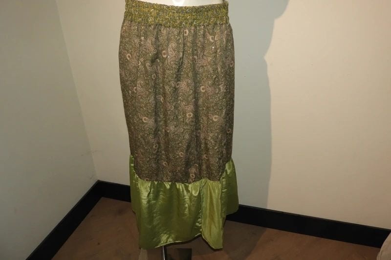 Sissel Edelbo zijde rok prachtige print frisse kleuren S/M, Maat 38/40 (M), Verzenden, Zo goed als nieuw, Sissle Edelbo