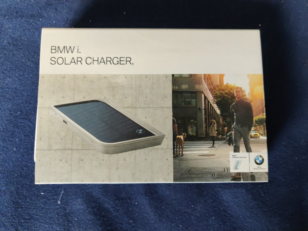 BMW BMWi Solar Charger, Telecommunicatie, Powerbanks, Ophalen of Verzenden, Nieuw, BMW