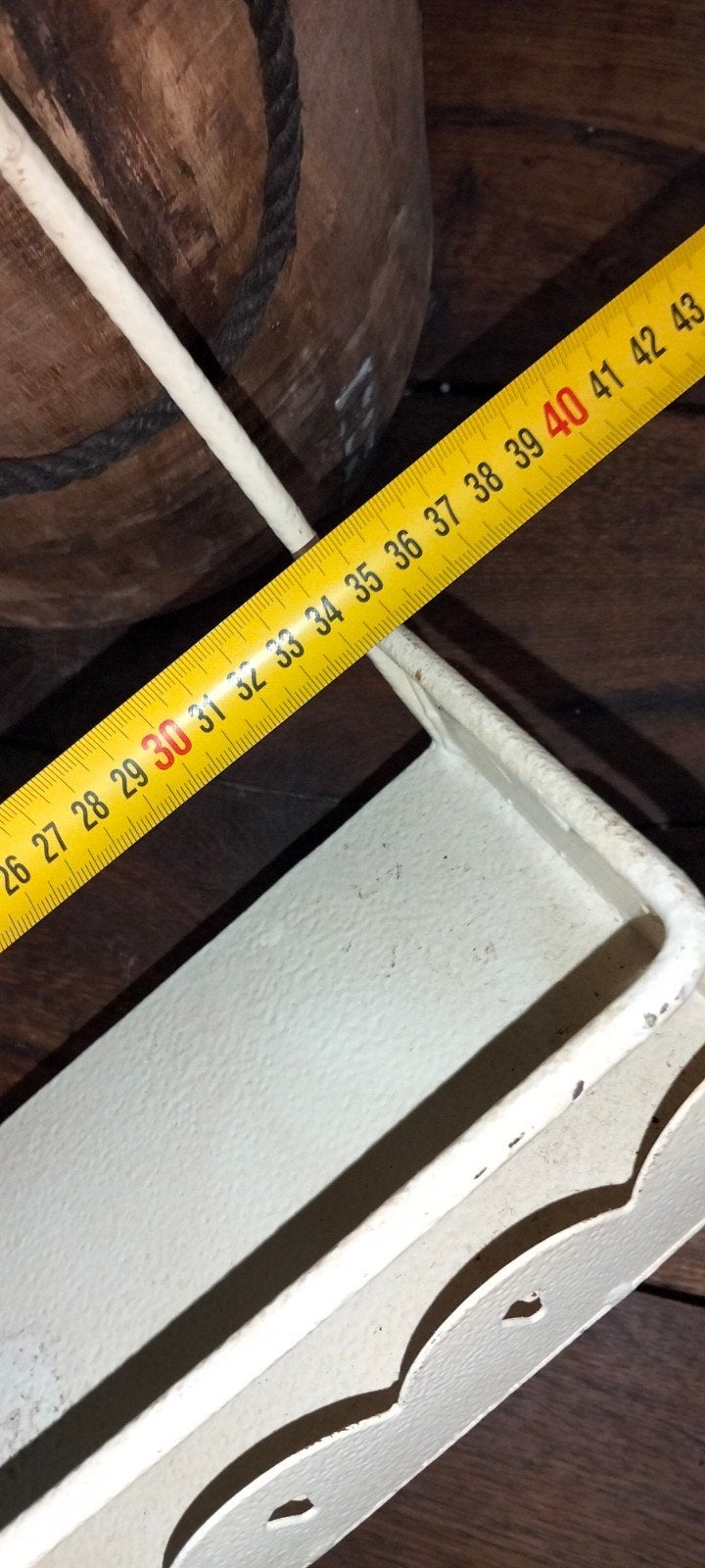 Leuk brocante sleutelrekje rekje opbergrek metaal wit, Ophalen of Verzenden