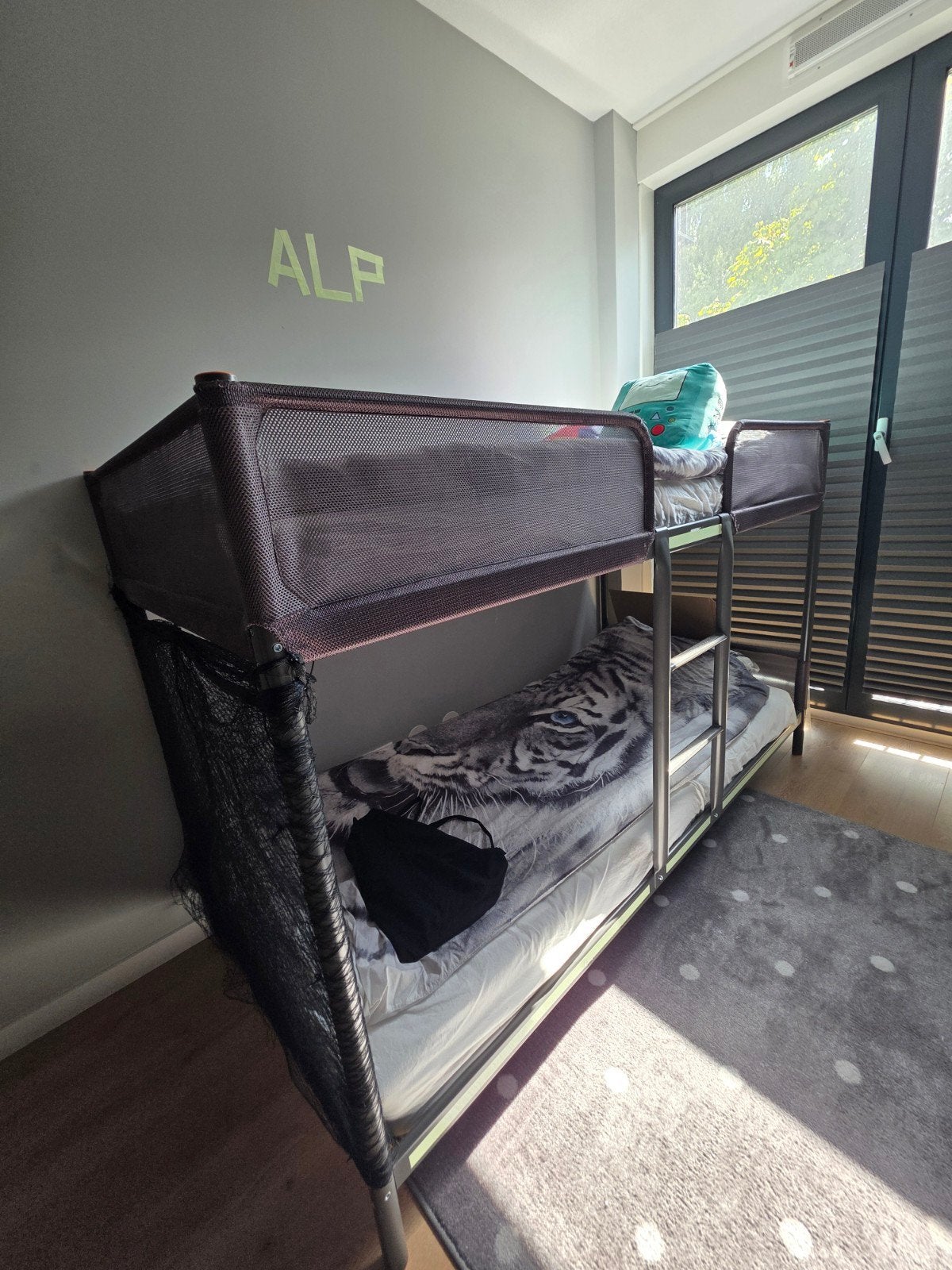 Stevig stapelbed met veiligheidsnetten, Ophalen, Gebruikt, Stapelbed