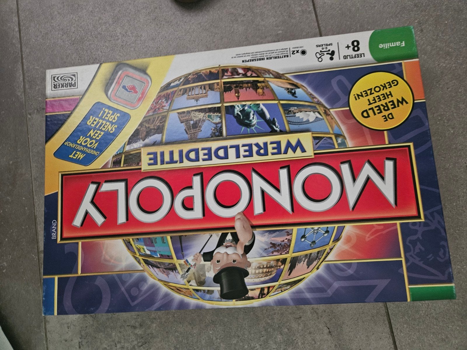 Monopoly Wereldeditie - Het populaire bordspel, Hobby en Vrije tijd, Gezelschapsspellen | Bordspellen, Drie of vier spelers, Ophalen of Verzenden