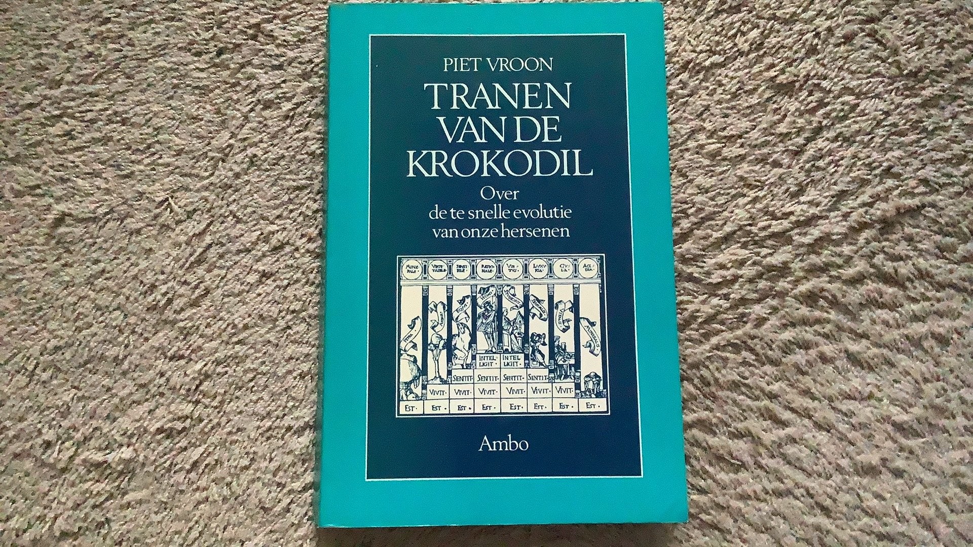 Piet Vroon - Tranen van de krokodil., Ophalen of Verzenden, Zo goed als nieuw, Ontwikkelingspsychologie