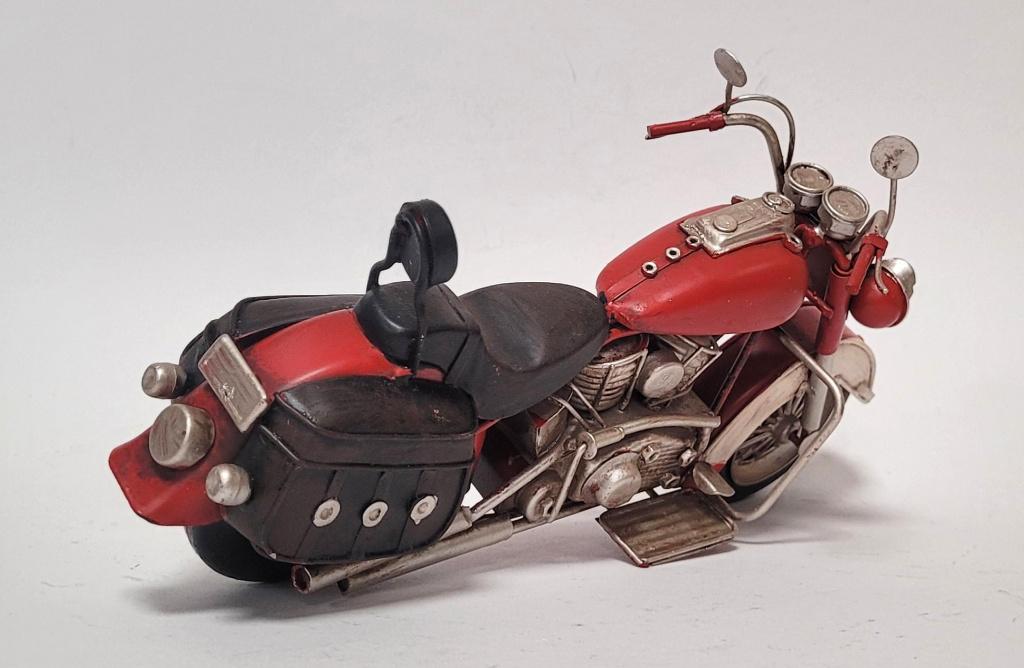 Motor rood motorcycle metalen model blikken miniatuur deco, Huis en Inrichting, Woonaccessoires | Wanddecoraties, Info@deconoord.nl